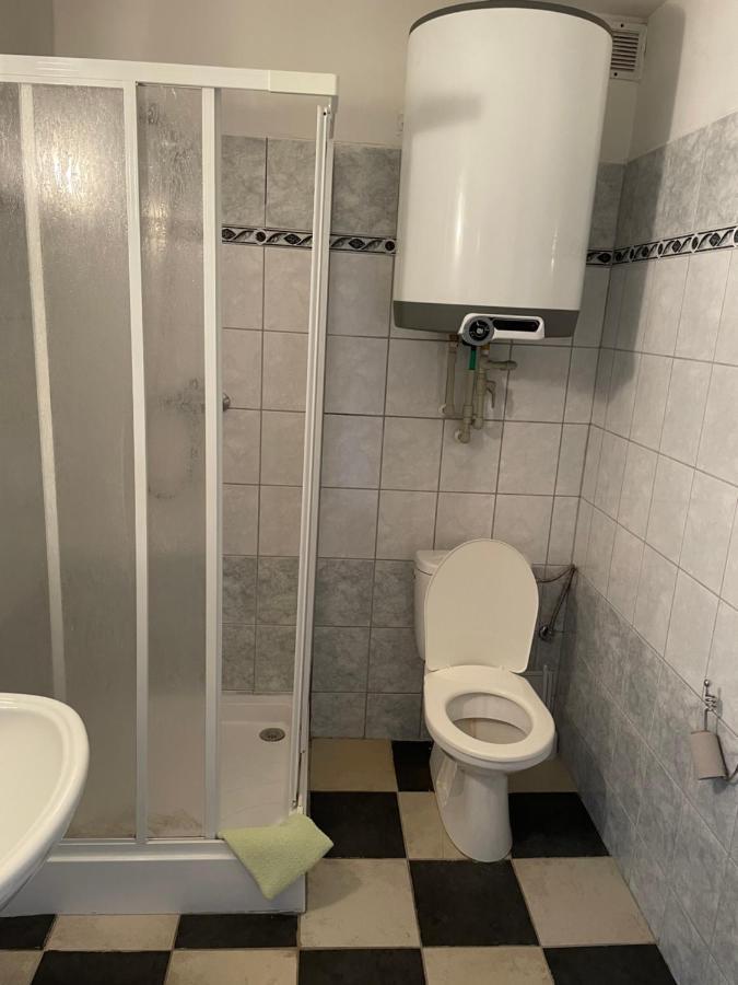 Penzion Na Srubech Hora Svate Kateriny Esterno foto